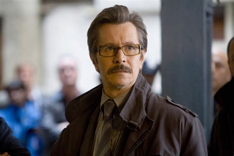 commissioner gordon actor